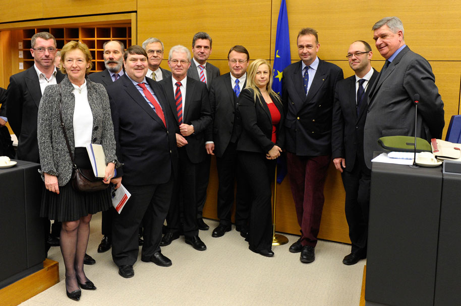 Gruppenbild im Europäischen Parlament